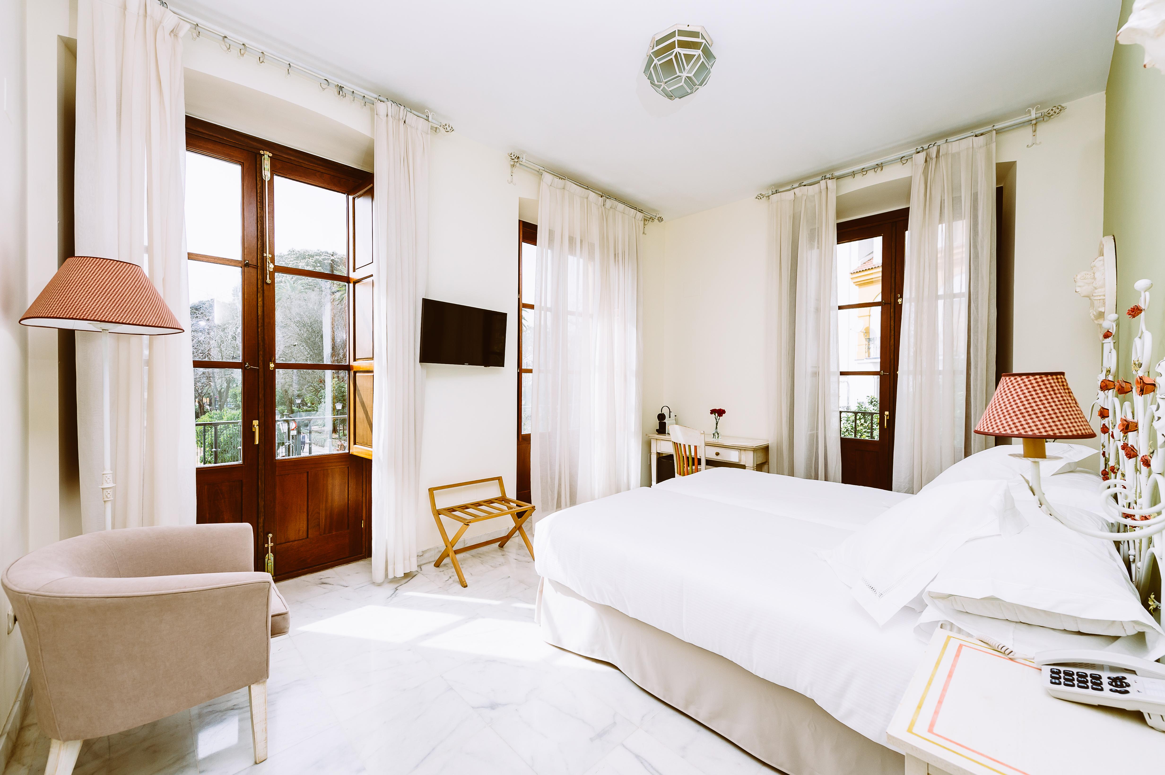 Basic Hotel Dona Manuela Seville Ngoại thất bức ảnh