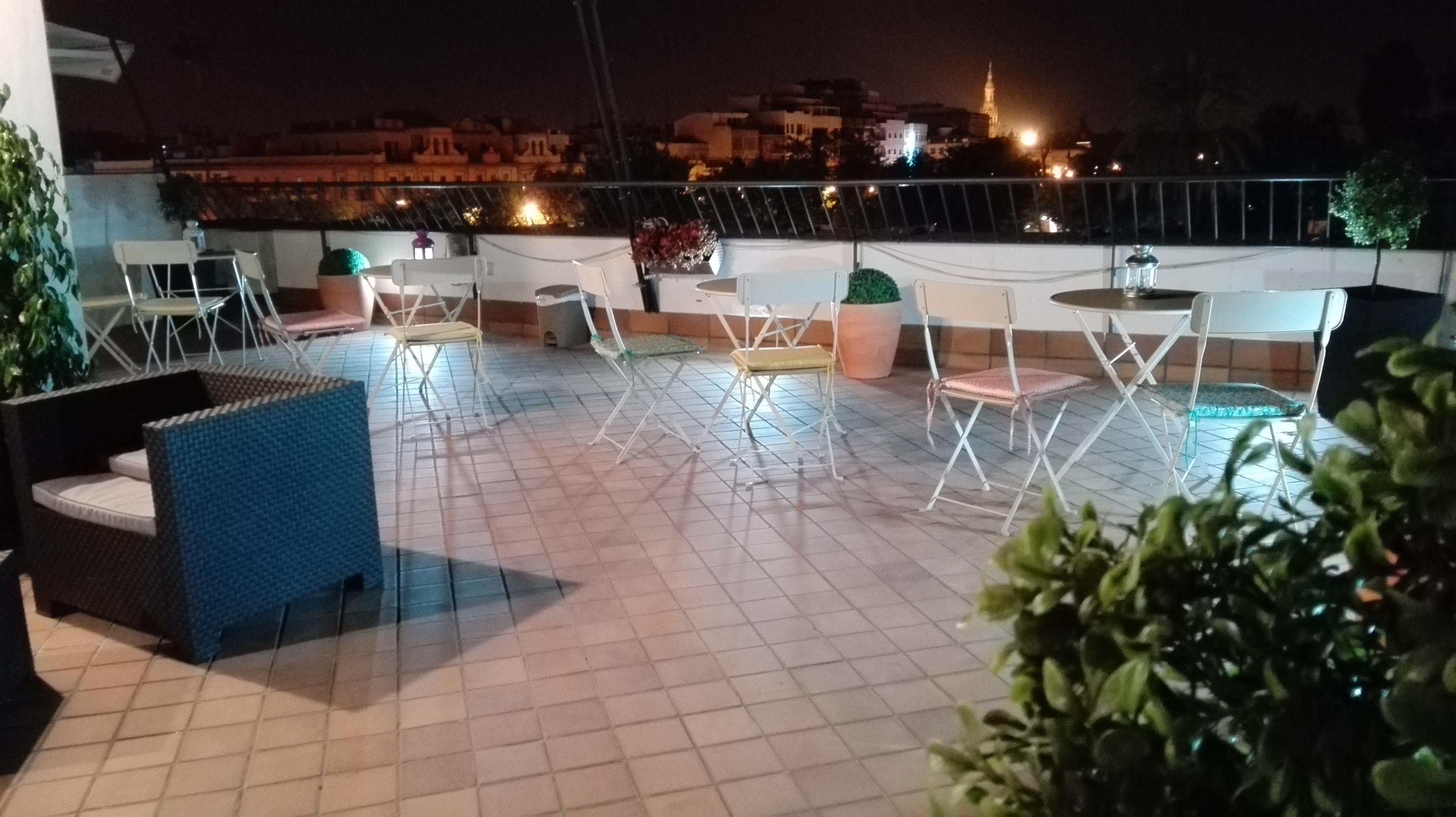Basic Hotel Dona Manuela Seville Ngoại thất bức ảnh