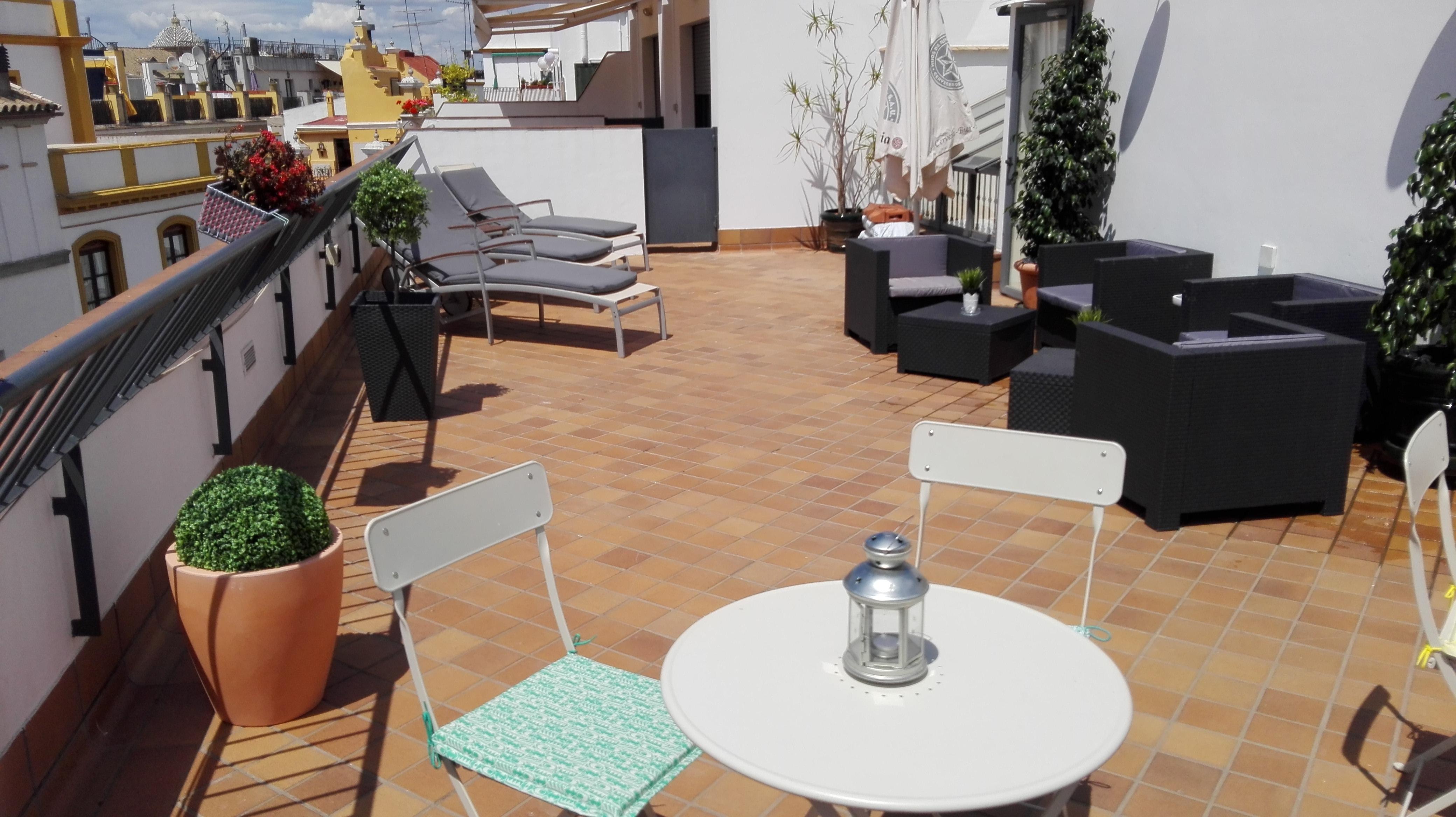 Basic Hotel Dona Manuela Seville Ngoại thất bức ảnh