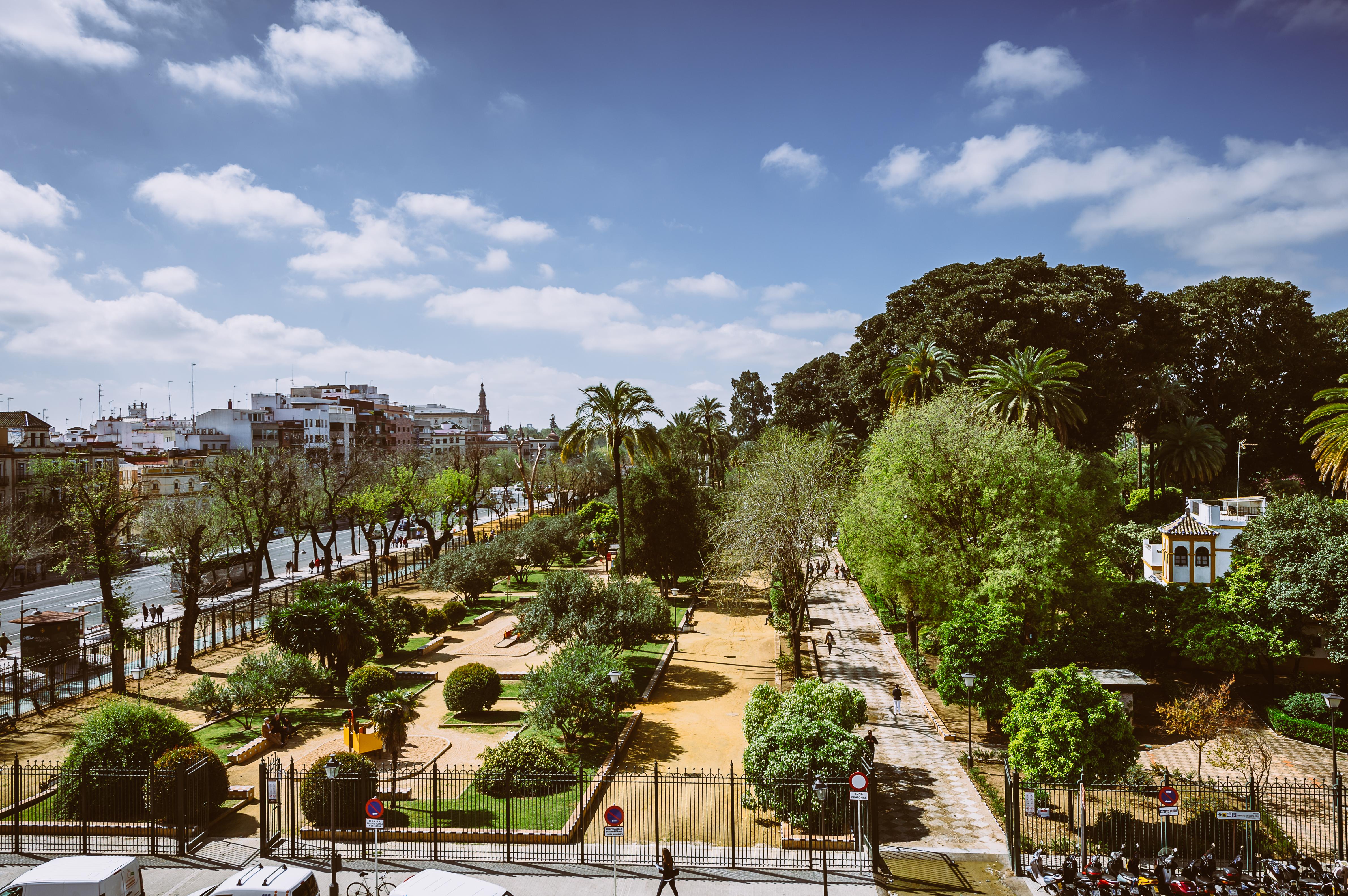 Basic Hotel Dona Manuela Seville Ngoại thất bức ảnh